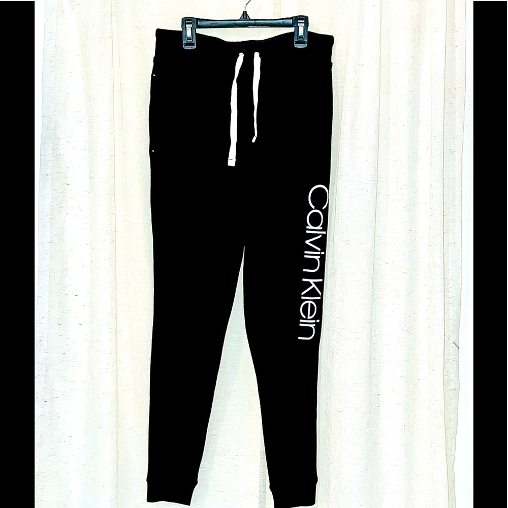 Black Calvin Klein Joggers (sweatpants) Women’s size small